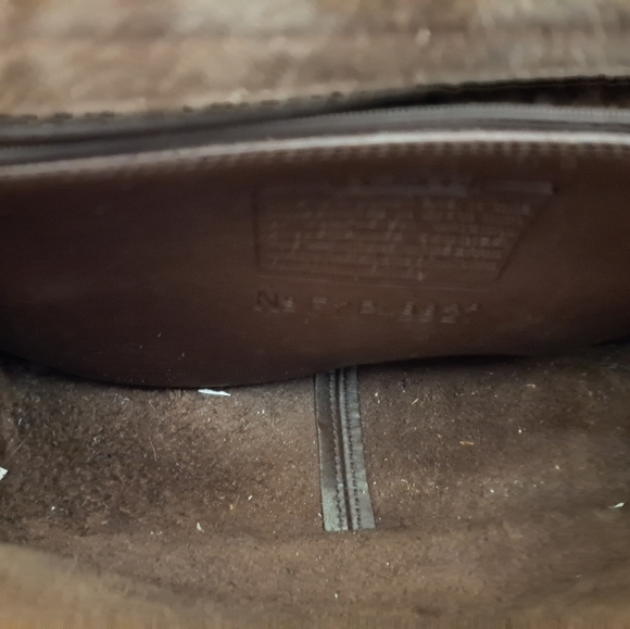 Authentic brown Coach Willis bag with stamped serial number inside & Coach tag - Picture 2 of 6